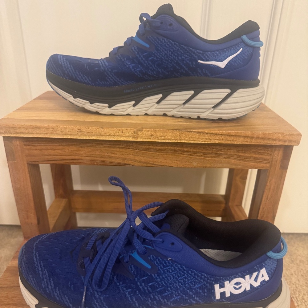 Hoka Men size 8.5 D